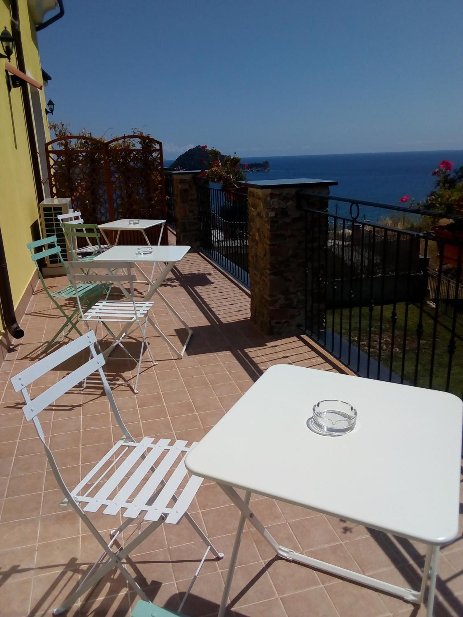 Verde Mare Alassio Exterior foto